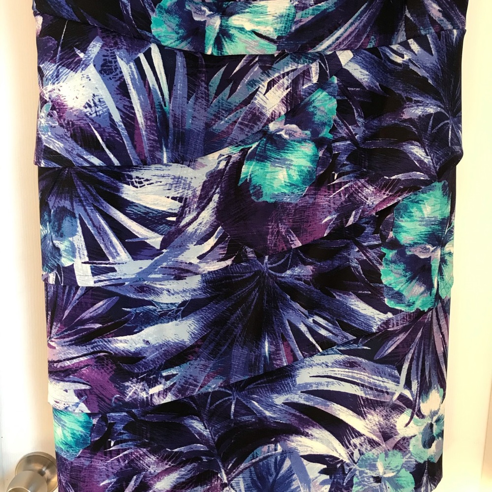 DRESS - Picture 2 of 5